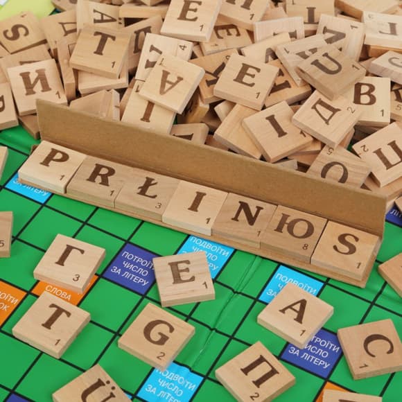 Настольная игра ERUDITE Arial 910466 три языка 