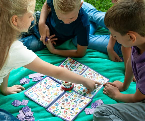 Дитяча настільна гра "З дзвінком" VT8010-14 укр. мовою