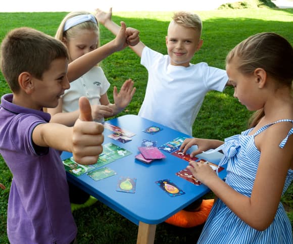 Дитяча настільна гра в мішечку "Чарівні кристали" VT8077-12 карткова