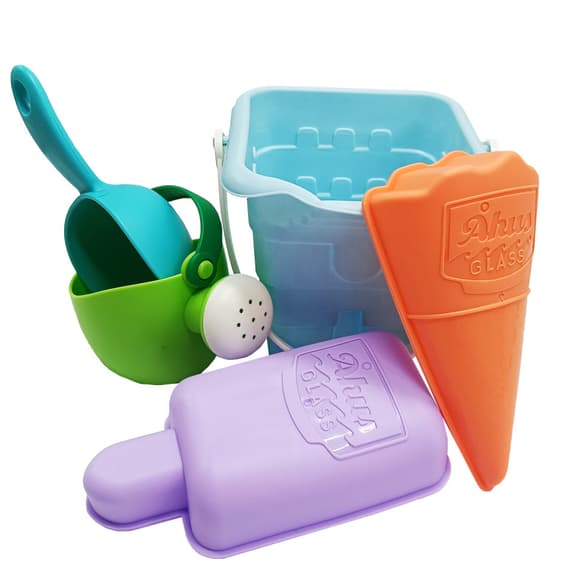 Набор для песочницы HG-153 ведерко, лопатка, лейка, формочки 2 шт