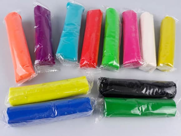 Тісто для ліплення ZOOлипашки шоу-бокс "Лев" ZIRKA 140210 (шоу-бокс 12 кольорів, 60 стиків по 20 г)