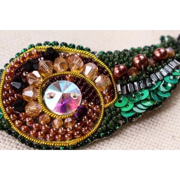 Набір для вишивання бісером прикраси "Смарагдовий равлик" AD-238 на натуральному полотні