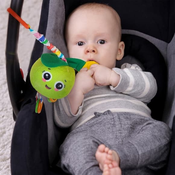 Погремушка-подвеска с прорезывателем "Яблоко" МС 110604-19                                              
