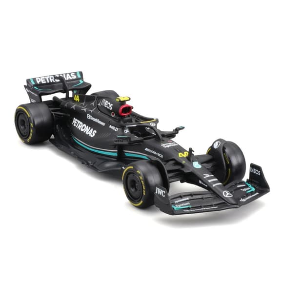 Коллекционная автомодель "Mercedes-AMG F1 W14 E Performance (2023)" Bburago 18-38080, 1:43 масштаб