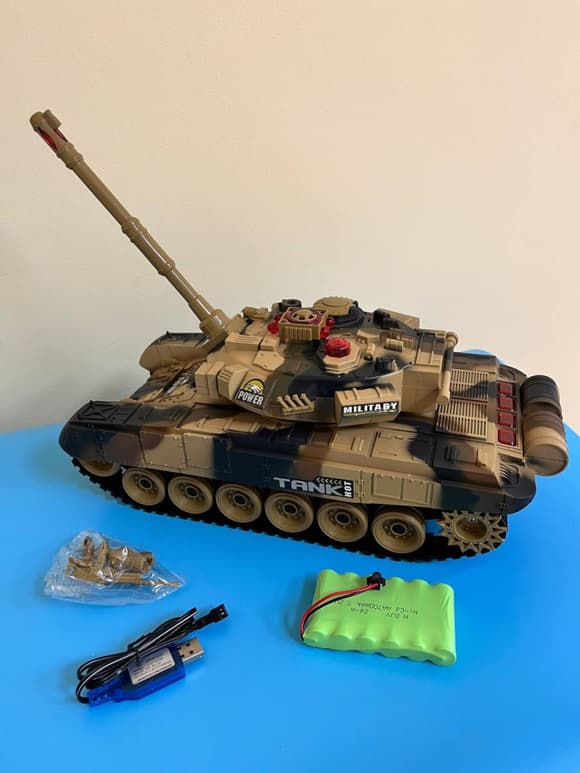 Танк на радиоуправлении 9995(Sand) звук, свет, подвижная кабина