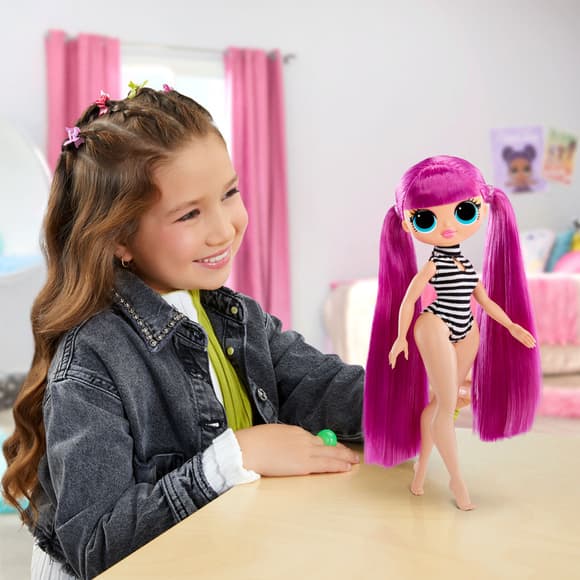 Кукла детская Роллер Леди L.O.L. Surprise! 987444-EUC серии "OPP O.M.G." с аксессуарами