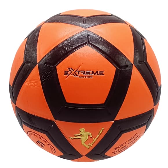 Мяч футбольный "Extreme motion" CL1830 размер № 5 