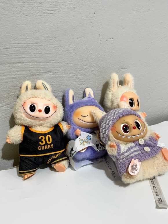 Дитяча м'яка іграшка-брелок The Monsters Labubu Labubu16 в асортименті