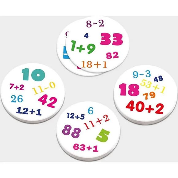 Настільна гра серії Хто кого? "Змагання зі складання та віднімання" 158502