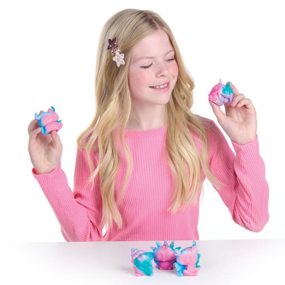 Іграшка-сюрприз Сквіш-мочі: космічний улюбленець Nebulous Stars 11467 в асортименті