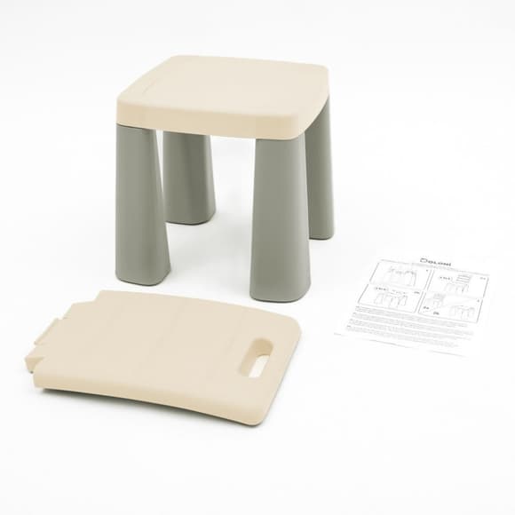 Детский пластиковый стол и 2 стула 04680/11