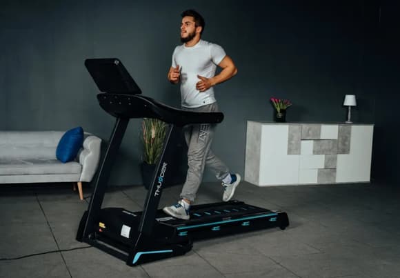 Бігова доріжка електрична THUNDER CORE-S-BLACK