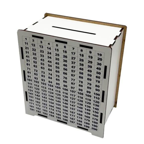 Дерев'яна скарбничка "Дівчинка з бантиком" 3240-21-005 на мрію 200 днів