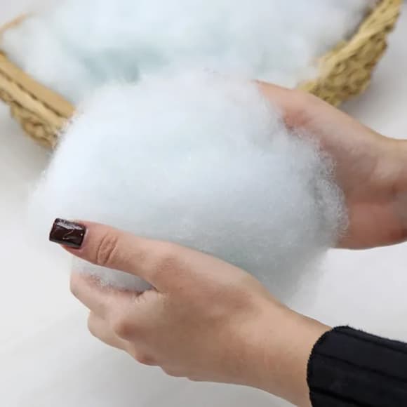 Наполнитель синтепух силиконизированный Candy Yarn CY07_1334_18911 Белый 500 г